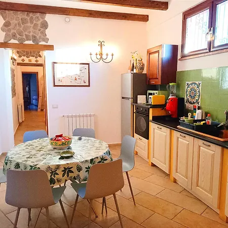 Сasa de vacaciones Casa Francesco Forza dʼAgro