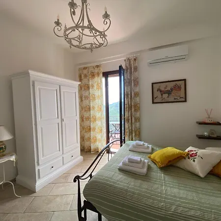 Casa Francesco Forza d'Agro