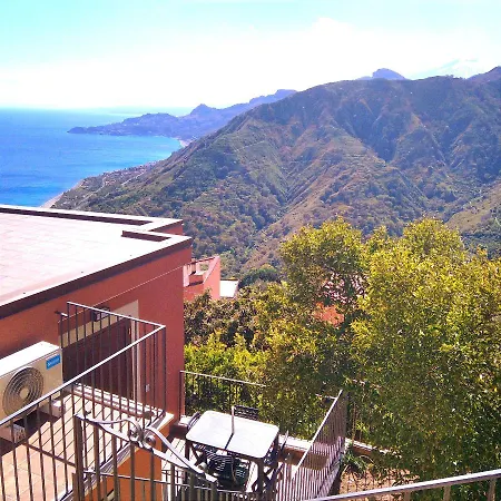 Casa Francesco Tatil Evi